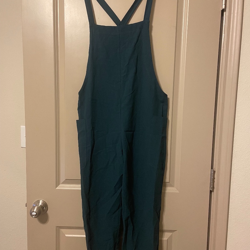 Green jumpsuit - Size Large